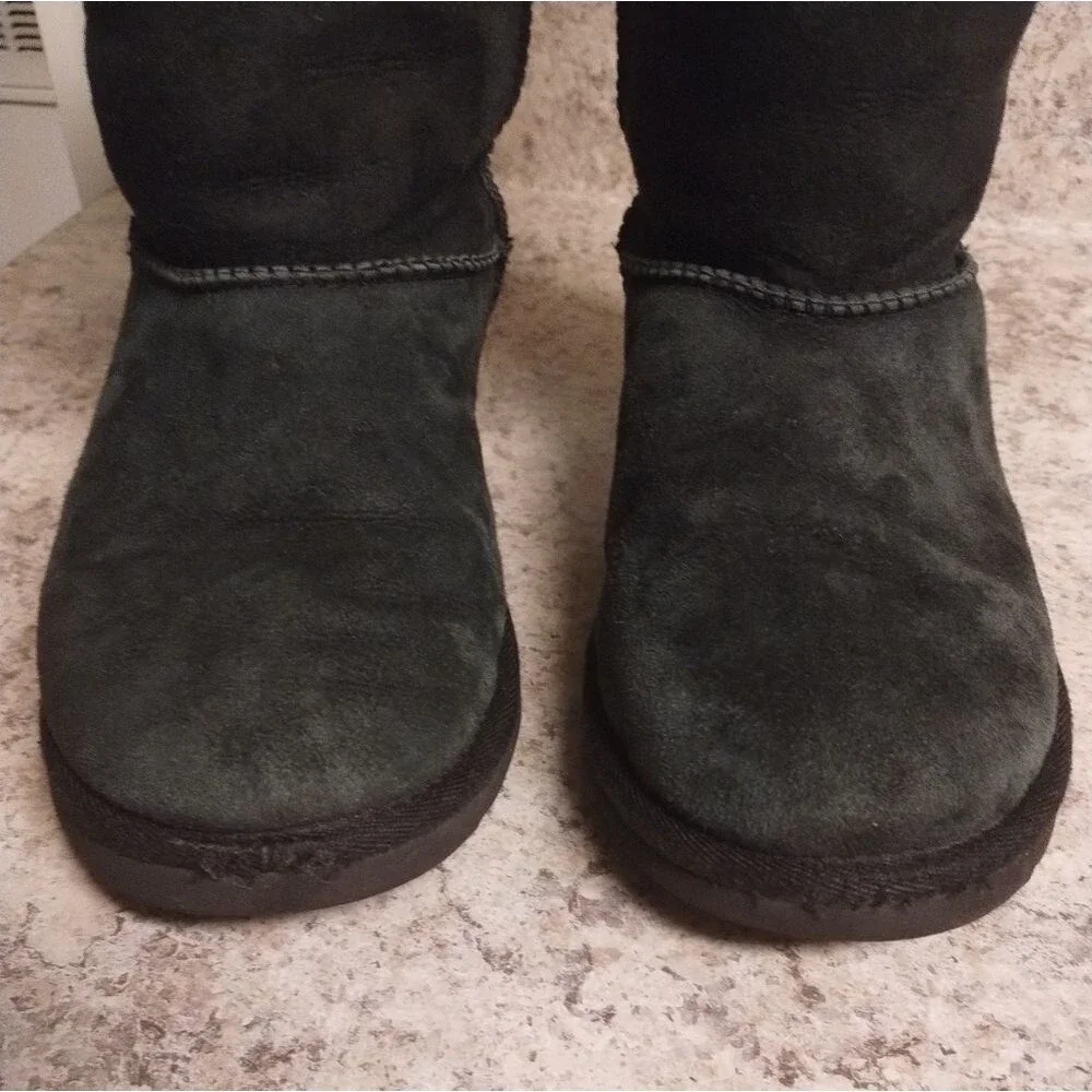 UGG Black Classic Tall Boots Kids 5 / Women's 7